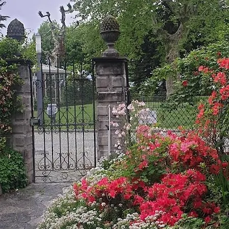 Foreground - Pet Friendly Stay- Garden-parking-lake View- Bike Friendly House Vakantiehuis