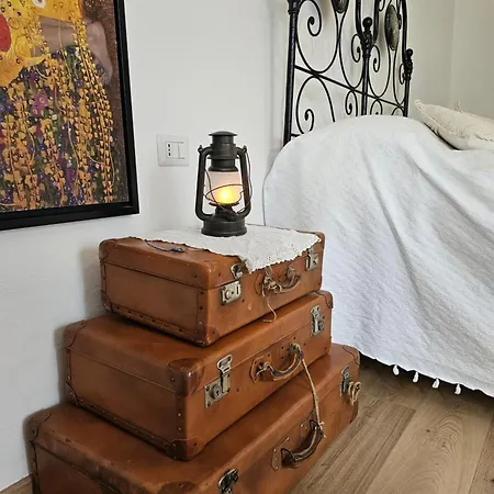 Foreground - Pet Friendly Stay- Garden-parking-lake View- Bike Friendly House Vakantiehuis Colico