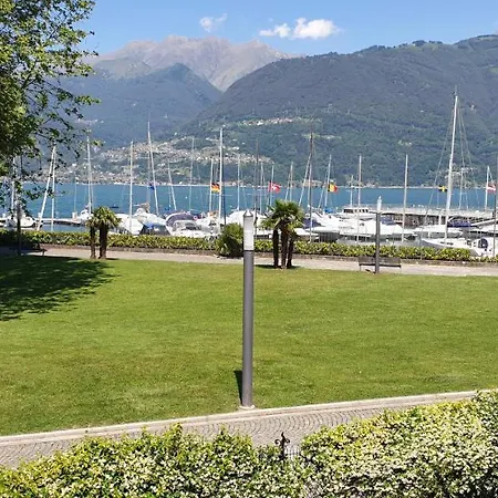 Vakantiehuis Foreground - Pet Friendly Stay- Garden-parking-lake View- Bike Friendly House *